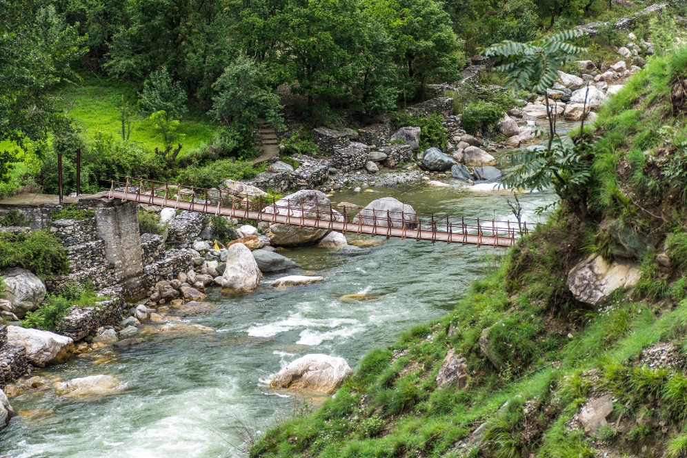 Shoja Jibhi Tirthan Valley Tour with Jalori Pass & Serolsar Lake